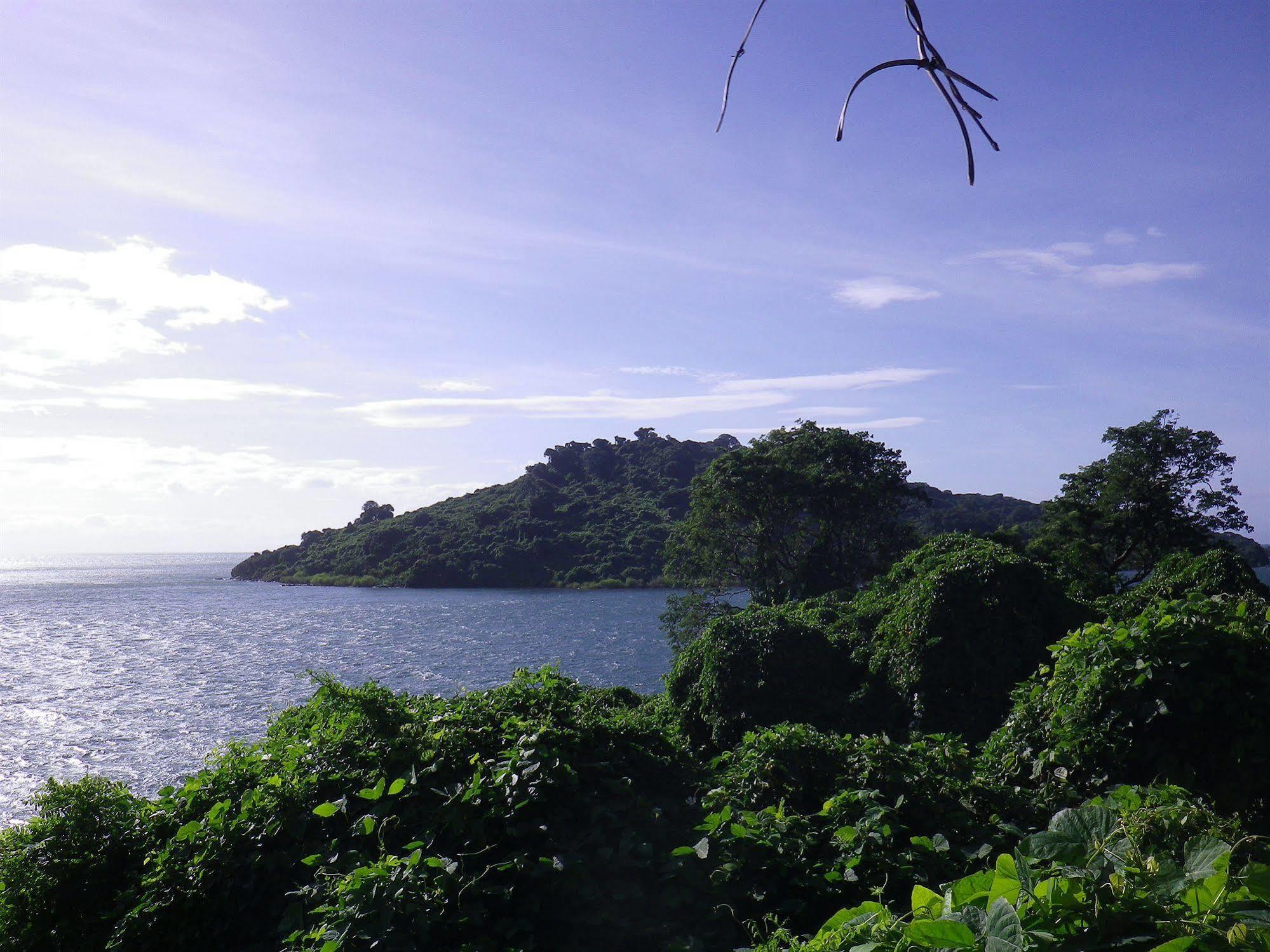 Blue Zebra Island Lodge Senga Exterior foto